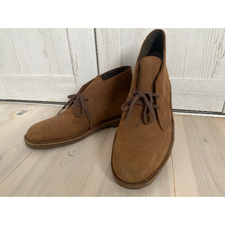 クラークス(Clarks)の美品 Clarks クラークス　デザートブーツ　茶色　ブラウン 27cm(ブーツ)