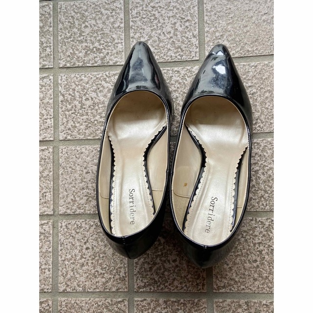 ブラック　エナメルパンプス レディースの靴/シューズ(ハイヒール/パンプス)の商品写真