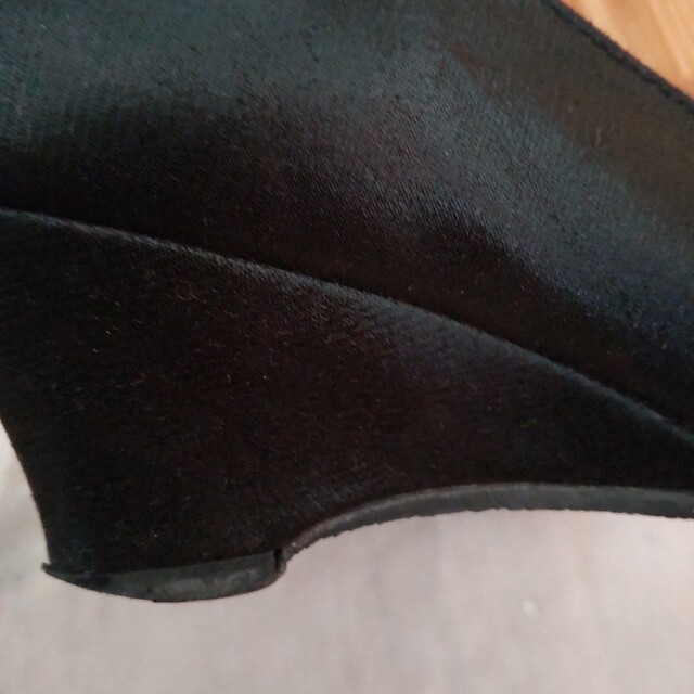 22.5cm 黒ローヒールパンプス キッズ/ベビー/マタニティのキッズ靴/シューズ(15cm~)(フォーマルシューズ)の商品写真
