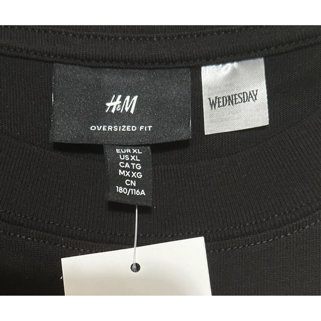 H&M - 新品 H&M × Netflix コラボ ウェンズデー Tシャツ XLの通販 by