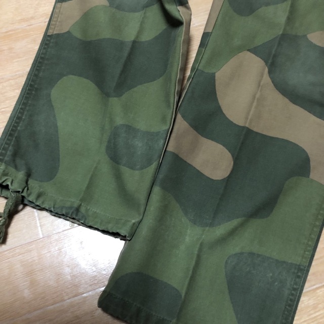 MILITARY - 00s ノルウェー軍 M98 迷彩 カモフラ カーゴパンツ MILITARY - 00s ノルウェー軍 M98 迷彩 カモフラ カーゴパンツ