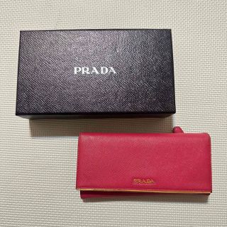 プラダ(PRADA)のPRADA プラダ　財布　ピンク(財布)