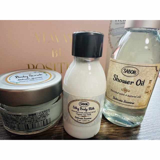 SABON(サボン)のSABON(サボン) ボディケア ウェルカムセット デリケートジャスミン コスメ/美容のボディケア(ボディスクラブ)の商品写真