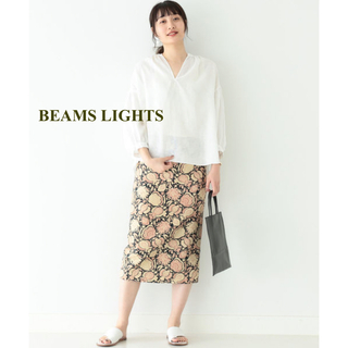ビームスライツ(BEAMS LIGHTS)の【BEAMS LIGHTS】ビーミス　更紗 タイト スカート　38サイズ(ひざ丈スカート)