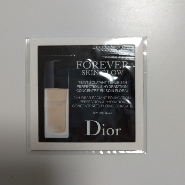 Dior(ディオール)のDior ファンデーション 試供品 コスメ/美容のベースメイク/化粧品(ファンデーション)の商品写真