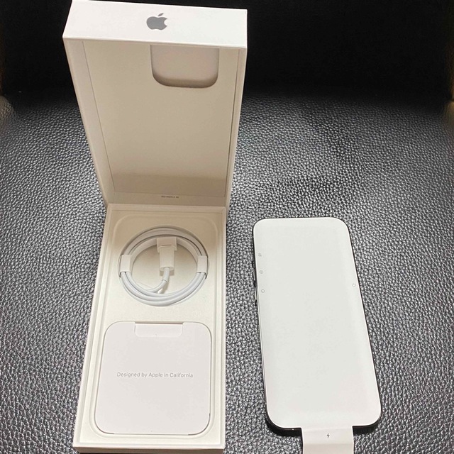 Apple(アップル)のiPhone 14 Pro スペースブラック 1TB SIMフリー スマホ/家電/カメラのスマートフォン/携帯電話(スマートフォン本体)の商品写真