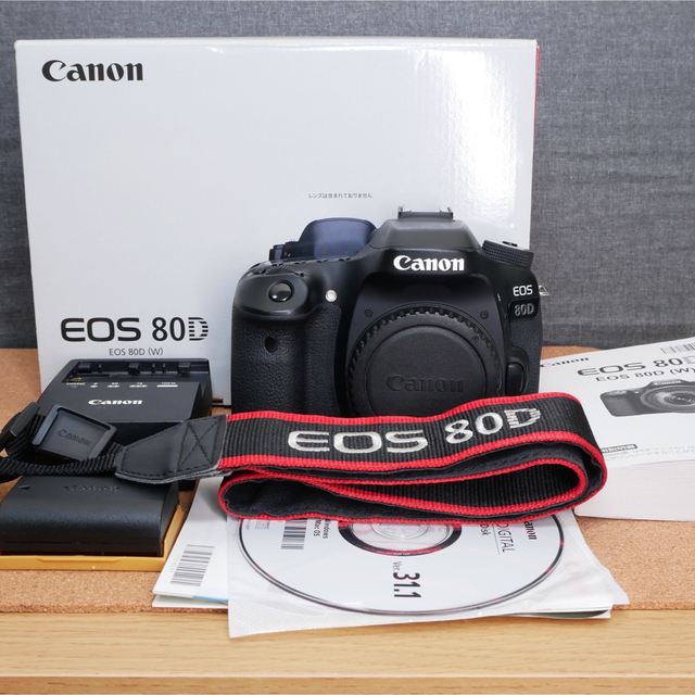 贅沢屋の デジタル一眼レフカメラ Canon - Canon EOS ボディ (W) 80D