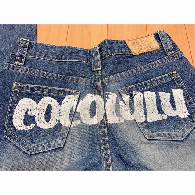 CO&LU(ココルル)のCOCOLULU ケツルル レディースのパンツ(デニム/ジーンズ)の商品写真