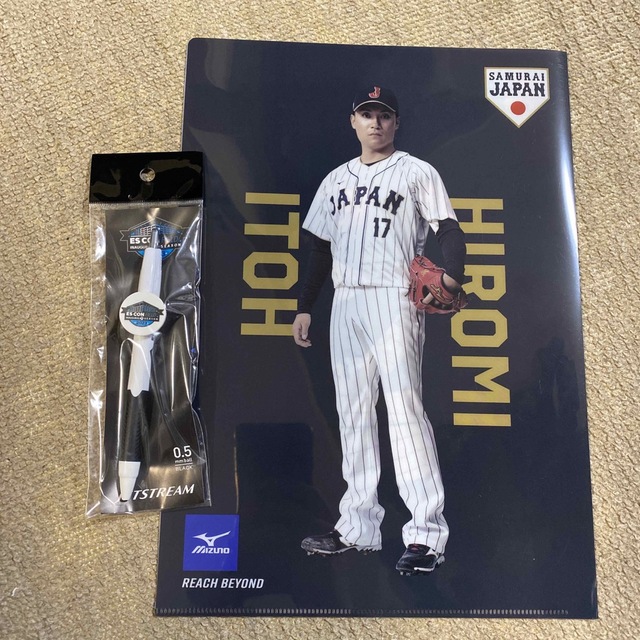 MIZUNO(ミズノ)の【非売品】 2023 WBC 侍ジャパン クリアファイル 伊藤大海 ファイターズ スポーツ/アウトドアの野球(記念品/関連グッズ)の商品写真