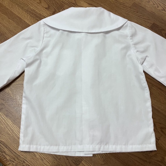 ☆専用☆  白シャツ 長袖 110cm相当　幼稚園　制服 キッズ/ベビー/マタニティのキッズ服男の子用(90cm~)(ブラウス)の商品写真