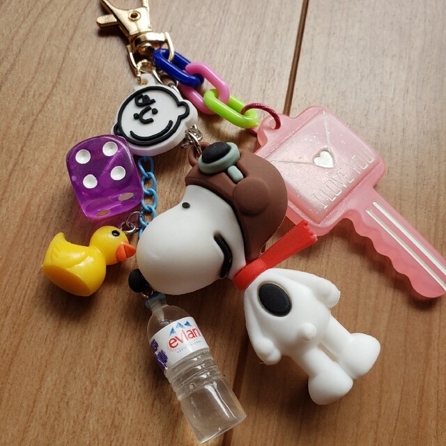 SNOOPY(スヌーピー)のハンドメイド スヌーピー ちょいじゃらキーホルダー じゃらじゃらキーホルダー ハンドメイドのアクセサリー(キーホルダー/ストラップ)の商品写真