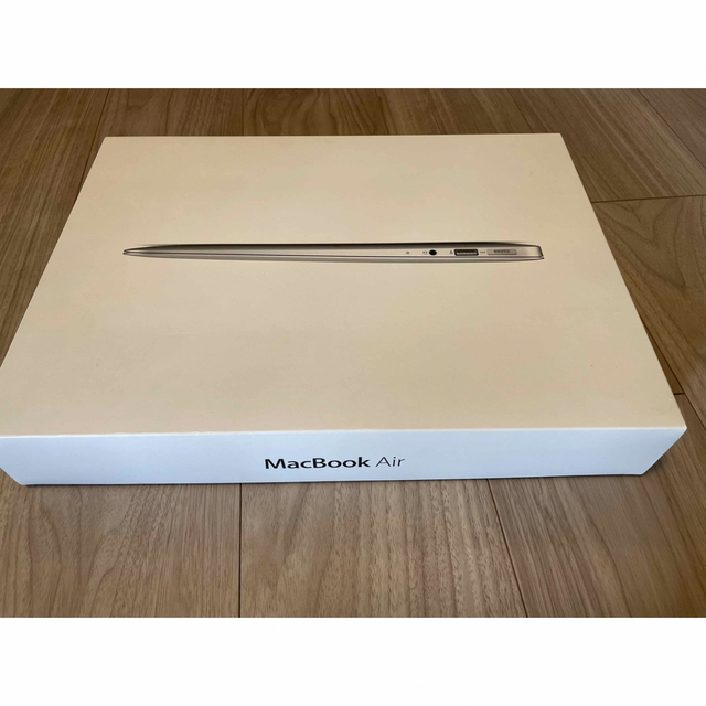 APPLE MacBook Air MACBOOK AIR MD231J/A スマホ/家電/カメラのPC/タブレット(ノートPC)の商品写真