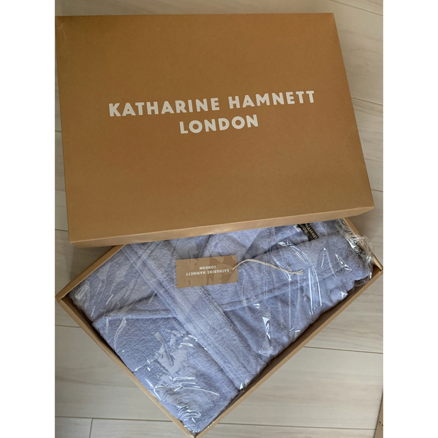 KATHARINE HAMNETT(キャサリンハムネット)のキャサリンハムレット　バスローブ キッズ/ベビー/マタニティのベビー服(~85cm)(バスローブ)の商品写真