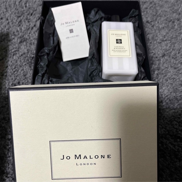 Jo Malone(ジョーマローン)の新品未使用　100mL JO MALONE LONDON ボディローション コスメ/美容のボディケア(ボディローション/ミルク)の商品写真