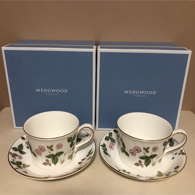 ☆こんまま☆WEDGWOODペアセット