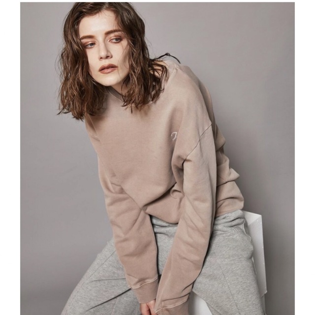 Juemi Loose Neck Pigment Dyed Sweat pink
