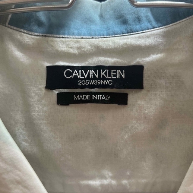 Calvin Klein(カルバンクライン)のNissy 西島隆弘　シャツ Calvin Klein 205w39nyc メンズのトップス(シャツ)の商品写真