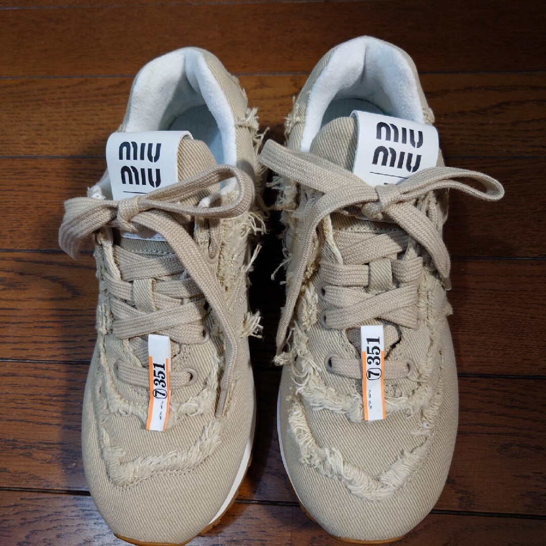 MIUMIU×New Balance547スニーカー36.5