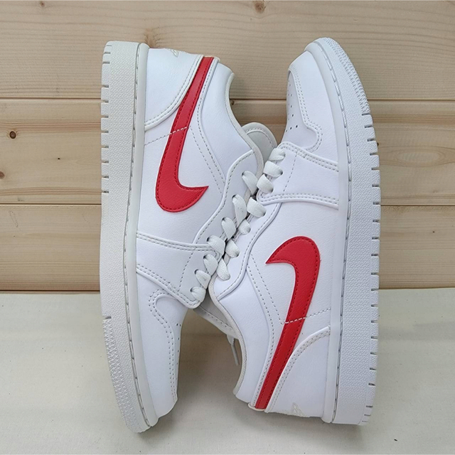 ナイキ キッズ 23.5センチ AIR JORDAN 1 LOW スニーカー