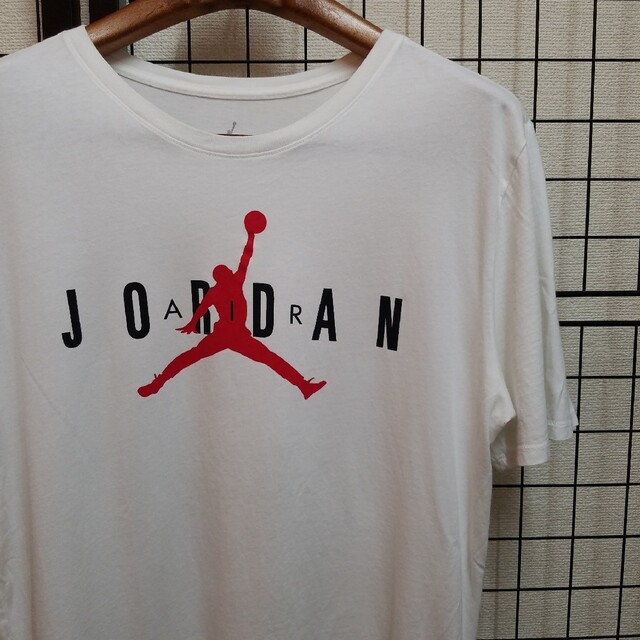 Jordan Brand（NIKE）(ジョーダン)の18's NIKE JORDAN JUMPMAN Printed S/S Tee メンズのトップス(Tシャツ/カットソー(半袖/袖なし))の商品写真