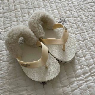 アグ(UGG)のUGG YIAYIA ベビーサンダル(サンダル)