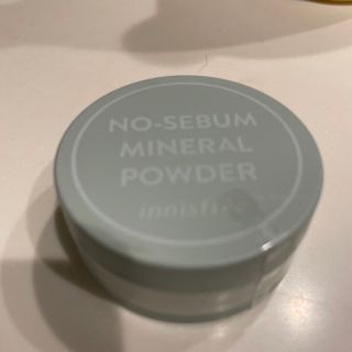 イニスフリー(Innisfree)のノーシーバムミネラルパウダー５グラム(フェイスパウダー)