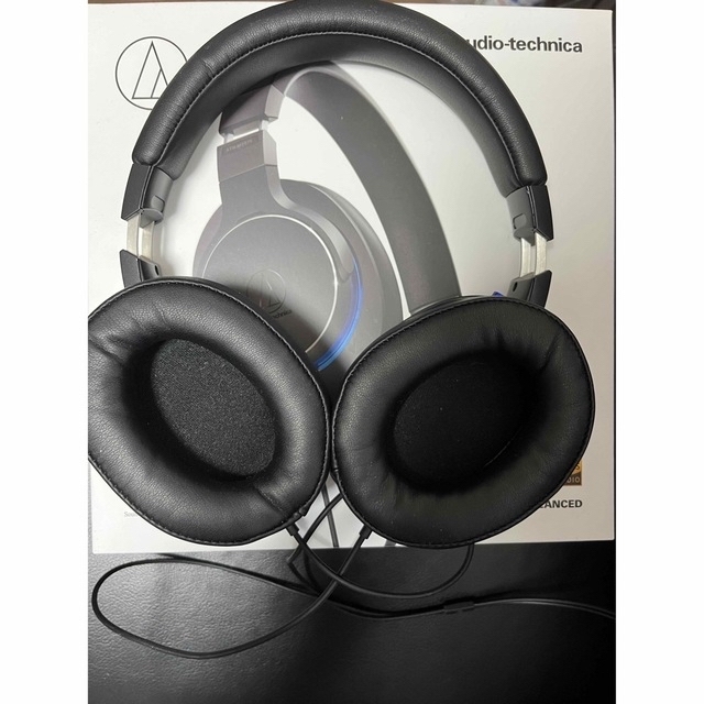 audio-technica(オーディオテクニカ)のaudio-technica ポータブルヘッドホン高音質タイプ ATH-MSR7 スマホ/家電/カメラのオーディオ機器(ヘッドフォン/イヤフォン)の商品写真