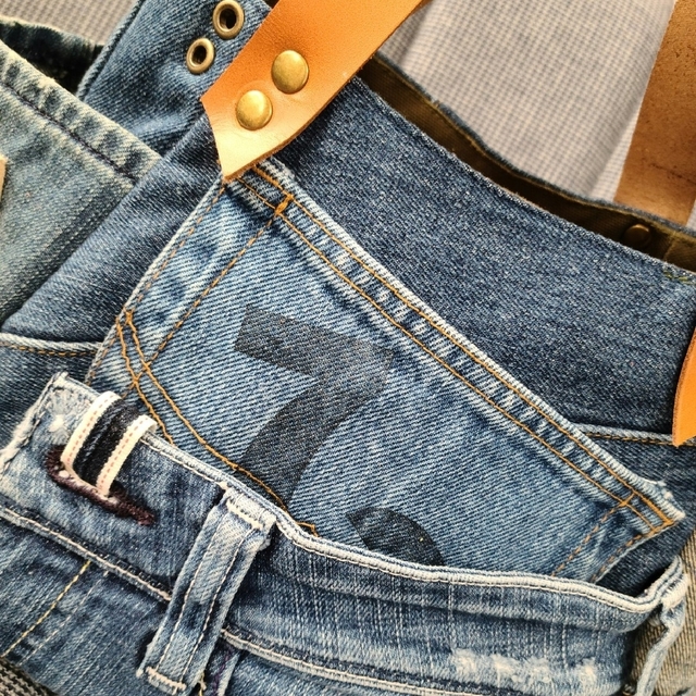 【れおぽんさま専用】デニムリメイクトートバッグ　Denim ハンドメイドのファッション小物(バッグ)の商品写真