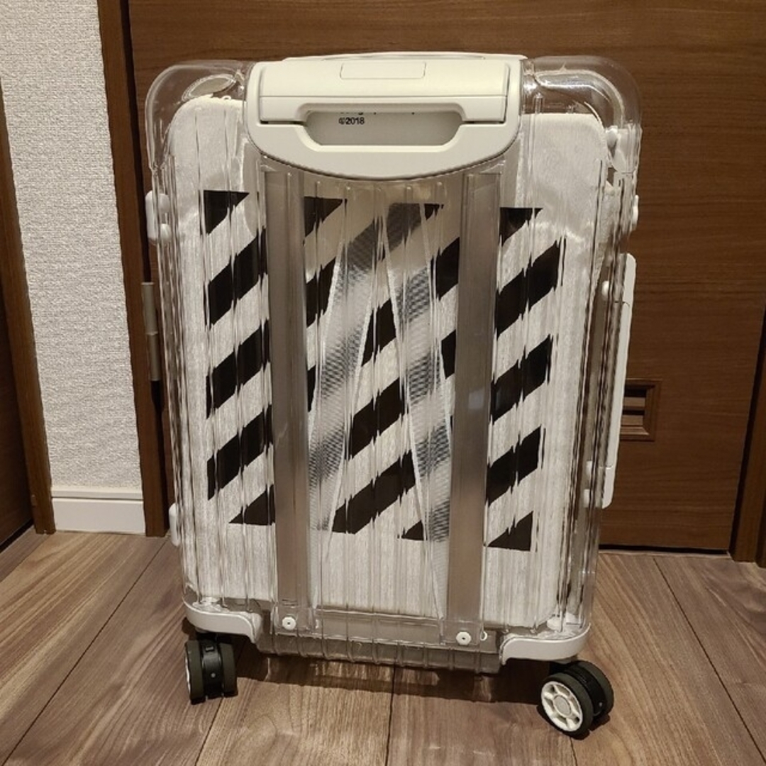 RIMOWA(リモワ)のRIMOWA　クリア　スーツケース　Off-White　オフホワイト　リモワ メンズのバッグ(トラベルバッグ/スーツケース)の商品写真