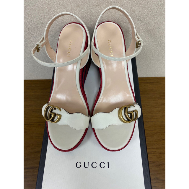 Gucci(グッチ)の値下げしました！【GUCCI】新品未使用！ダブルG ウエッジソールサンダル レディースの靴/シューズ(サンダル)の商品写真