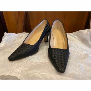 ボッテガヴェネタ(Bottega Veneta)のボッテガヴェネタ　イントレッチャートブラックパンプス(実家保管品)(ハイヒール/パンプス)