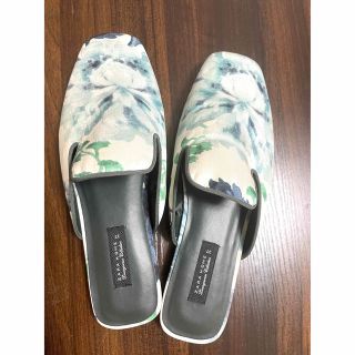 ザラホーム(ZARA HOME)のZARA HOME  花柄　フラットシューズ　サンダル　37(サンダル)