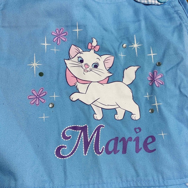 Disney(ディズニー)のディズニー　Marie マリーちゃん　エプロン インテリア/住まい/日用品のキッチン/食器(その他)の商品写真