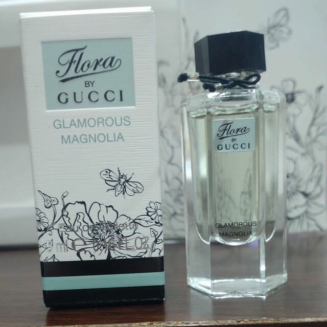 Gucci(グッチ)のGUCCI 香水 GLAMOROUS MAGNOLIA グラマラスマグノリア コスメ/美容の香水(その他)の商品写真
