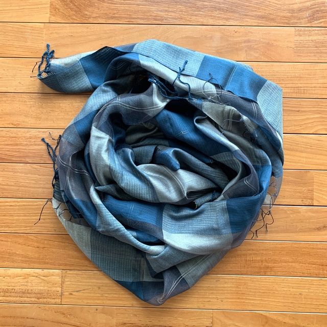 ISSEY MIYAKE PERMANENTE シルク ストール イッセイミヤケ | agro-vet.hr
