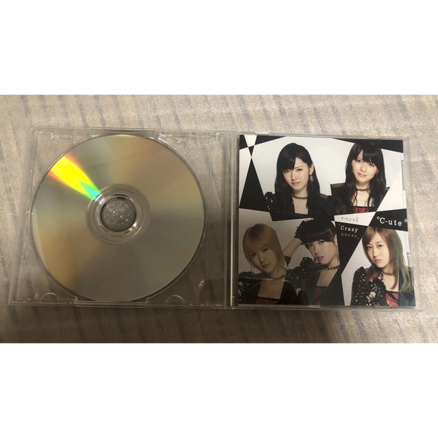 ℃-ute(キュート)の°C-ute Crazy 完全な大人　イベントV 会場限定盤　DVD エンタメ/ホビーのDVD/ブルーレイ(アイドル)の商品写真