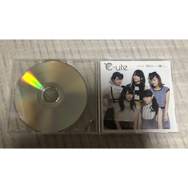 ℃-ute(キュート)の°C-ute 都会の一人暮らし　イベントV 会場限定盤　DVD エンタメ/ホビーのDVD/ブルーレイ(アイドル)の商品写真