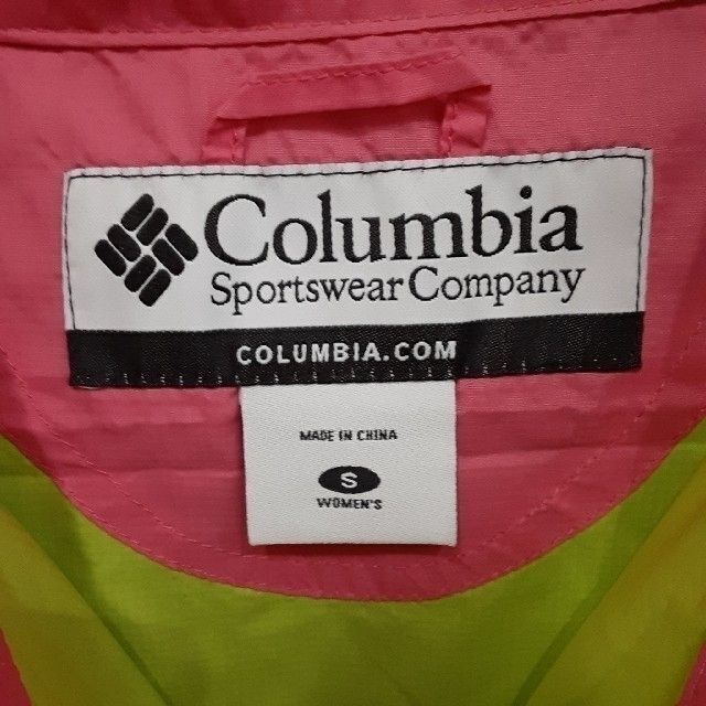 Columbia(コロンビア)のColumbia　(コロンビア)　レディース　アウター レディースのジャケット/アウター(ナイロンジャケット)の商品写真