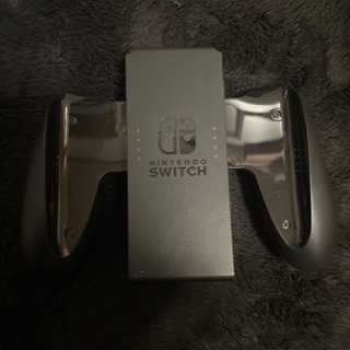Nintendo Switch Joy-Conグリップ 純正付属品(家庭用ゲーム機本体)