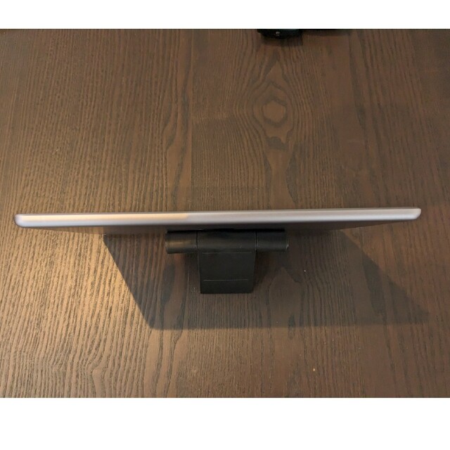 iPad(アイパッド)の[アップル様専用]iPad第6世代　32GB シルバー スマホ/家電/カメラのPC/タブレット(タブレット)の商品写真