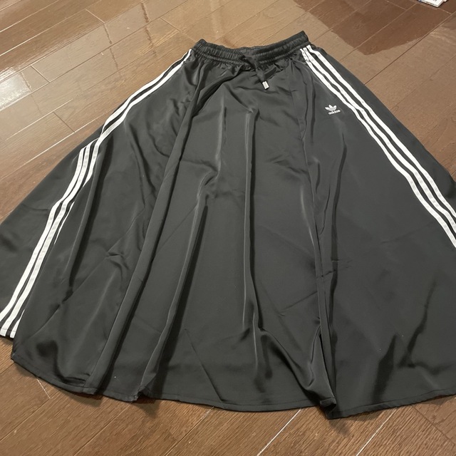 adidas(アディダス)のアディダス adidas スカート [Skirt] （ブラック） レディースのスカート(ロングスカート)の商品写真