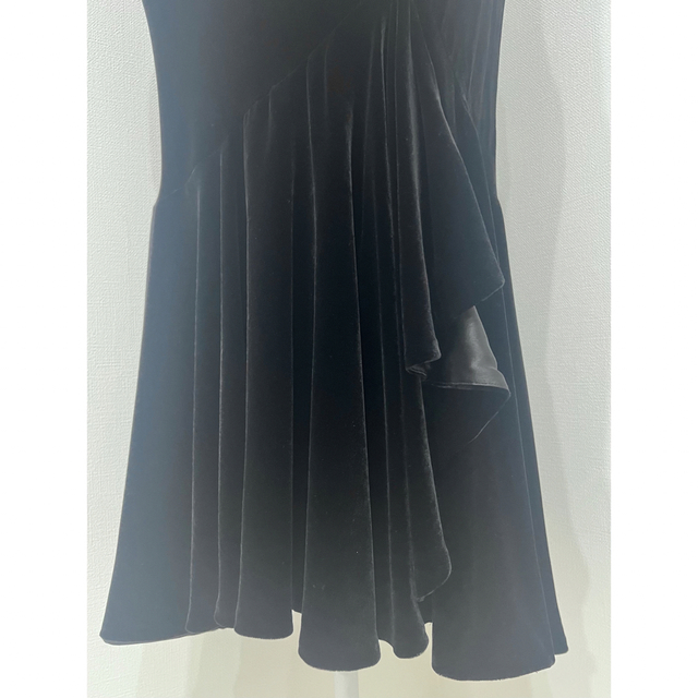 Ralph Lauren(ラルフローレン)の【ラルフローレン】ベロアミディアムドレス　ブラック　サイズ6 ［訳あり］ レディースのフォーマル/ドレス(ミディアムドレス)の商品写真