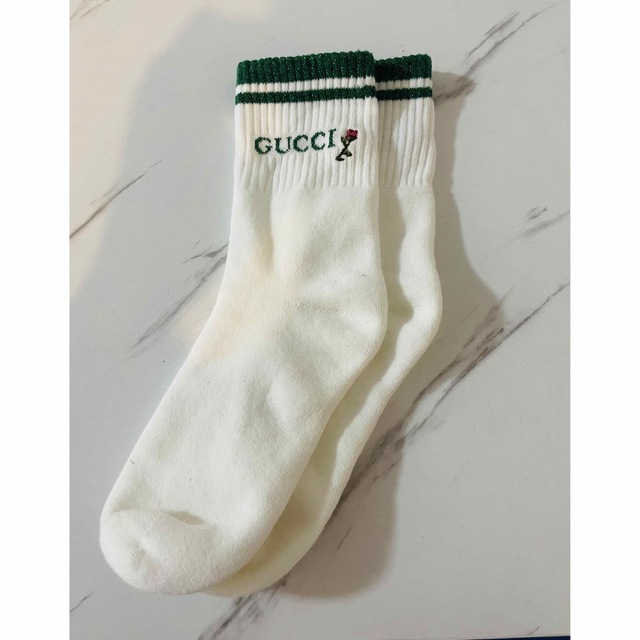 Gucci(グッチ)の値下げ！未使用！GUCCI グッチ　靴下 レディースのレッグウェア(ソックス)の商品写真