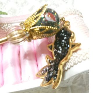 ヘアアクセサリー かんざし 金魚(ブラック)の通販 by あさんぱ's