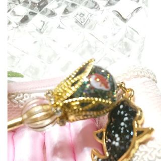 ヘアアクセサリー かんざし 金魚(ブラック)の通販 by あさんぱ's