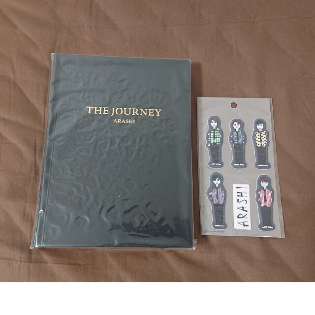 嵐(アラシ)の嵐を旅する展覧会  THE JOURNEY 写真集 エンタメ/ホビーのタレントグッズ(アイドルグッズ)の商品写真