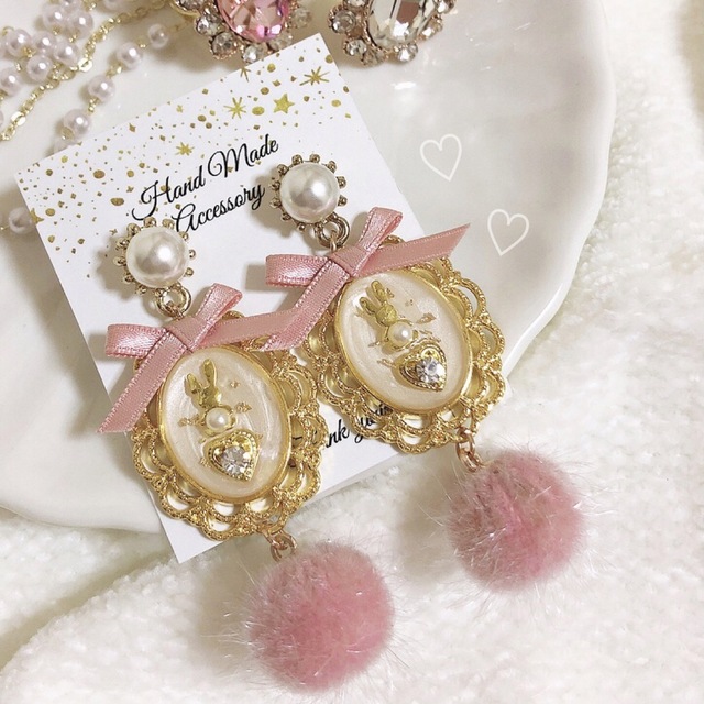 Honey Cinnamon うさぎさんのふわふわピアス イヤリング ハンドメイド ゆめかわ リボン ピンクの通販 by ♡ petit  lapin ♡｜ハニーシナモンならラクマ