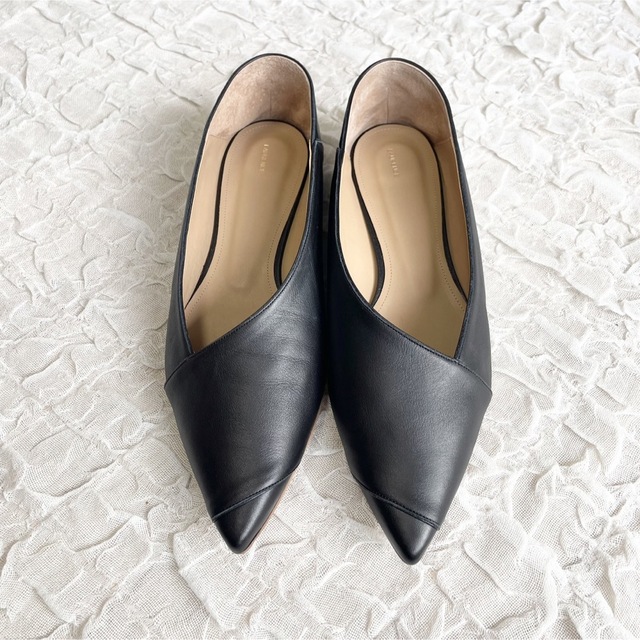 【新品未使用品】 LAURENCE ロランス フラットシューズ ローヒール