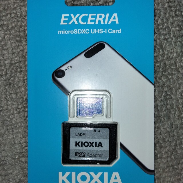 東芝(トウシバ)のフラッシュカード 64GB Micro SD UHS1 Class10 LMEX スマホ/家電/カメラのカメラ(その他)の商品写真