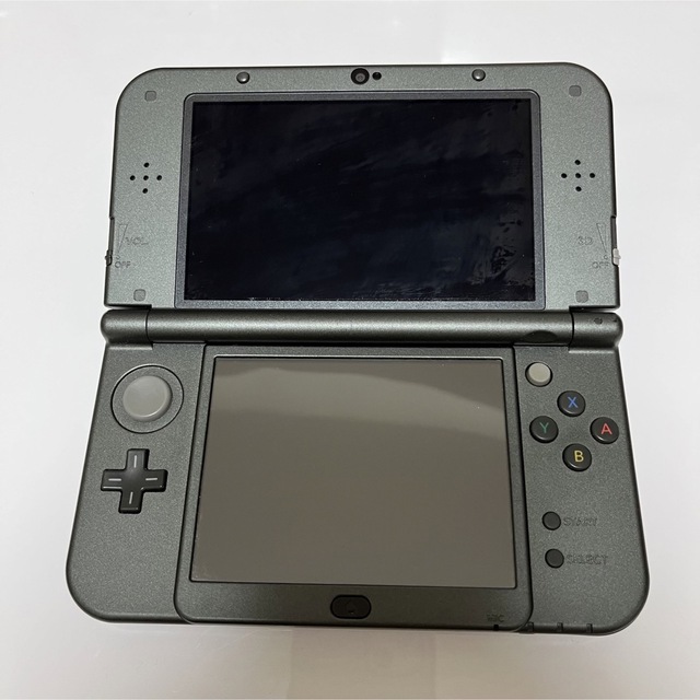 Newニンテンドー3DS LL メタリックブラック